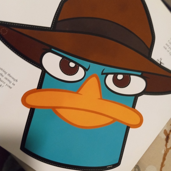 Phineas and Ferb Where's Perry? the Missing Platypus : Includes a Platypus Mask! - Picture 2 of 2